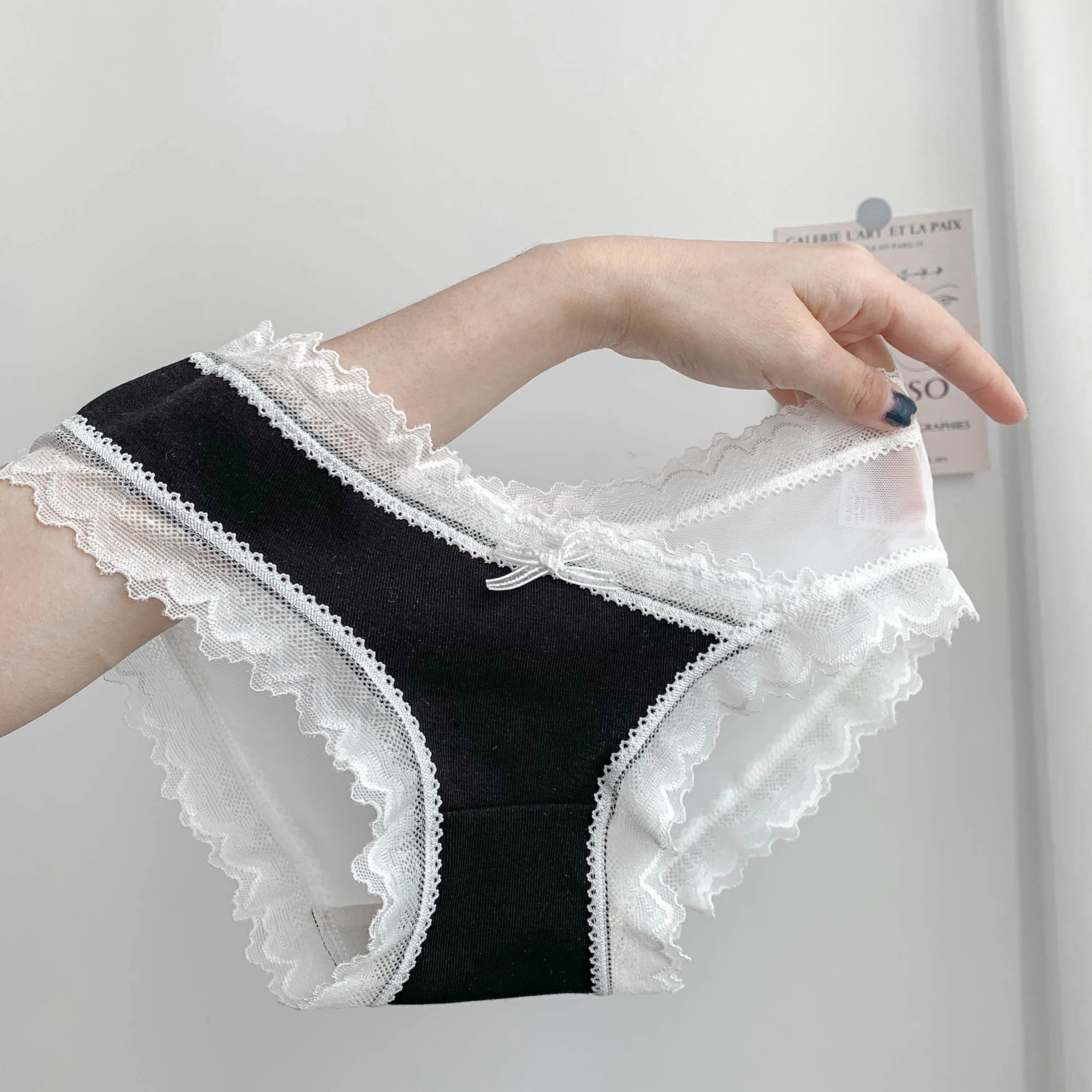 

Japanese Sweet Gentle Briefs Underwear Girl Sexy Lace Cotton Low Waist Panties Ladies Breathable Net Yarn Pure Desire Underpants