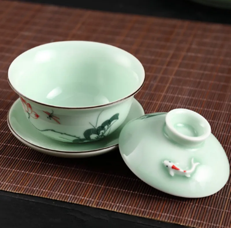 С Тиснением лотоса, рыба, Gaiwan, ручная роспись, чайная супница Longquan с узором, чайные чаши, чайник Tieguanyin, отправляется