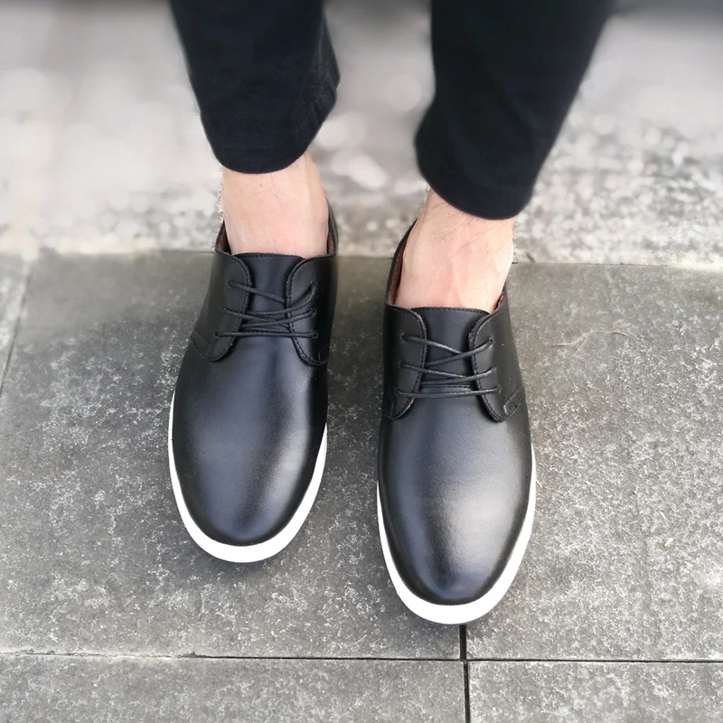 

Men Microfiber Leather Shoes Breathable Round Toe Flat for Driving Business Spring Summer for Male Big Size Wholesale