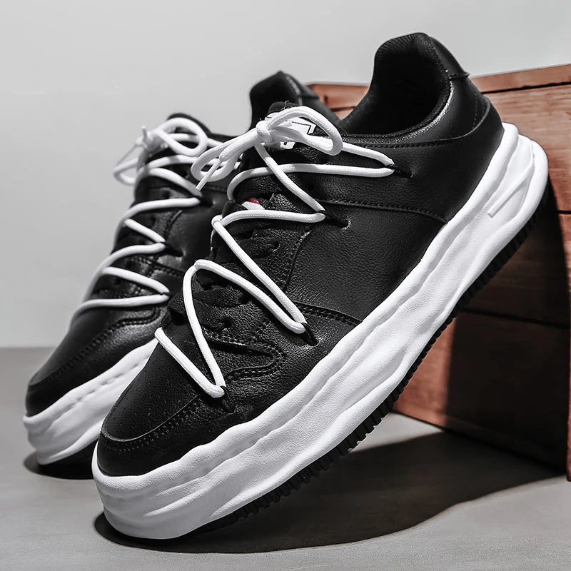 

Fashion Flats Casual Shoes Thick Sole Leather Board Sneakers Lace Up Men Sports Shoes Personality Student Outdoor Walking Tennis