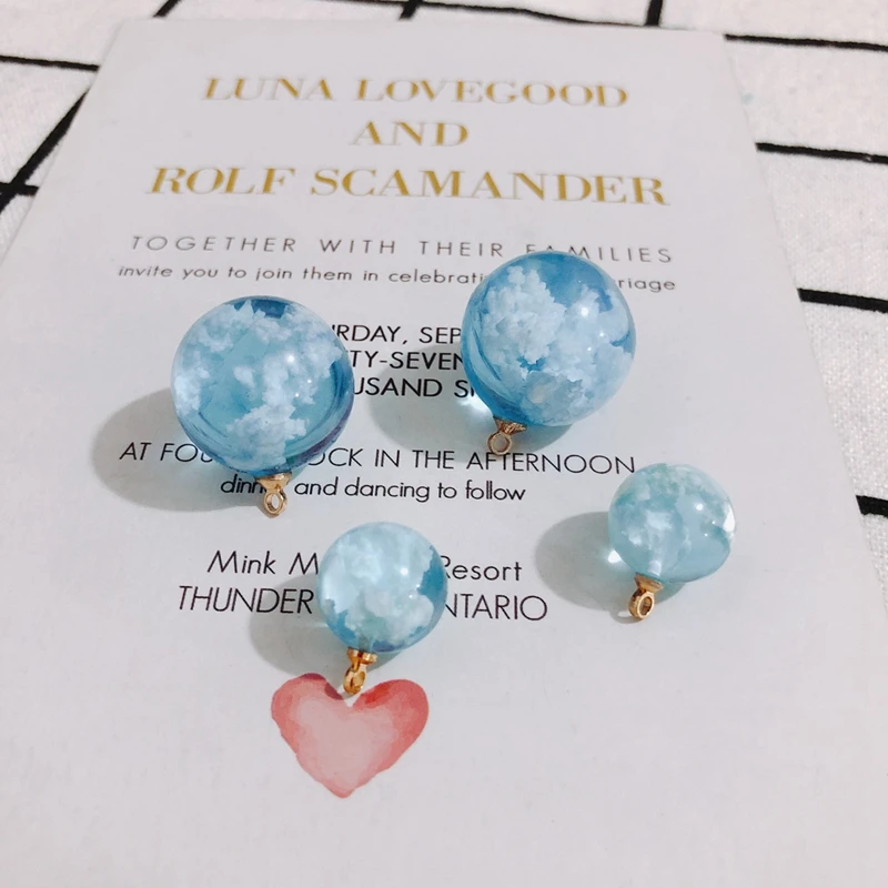 

Blue sky and white cloud resin round pendant diy earring jewelry necklace material accessories 2pcs