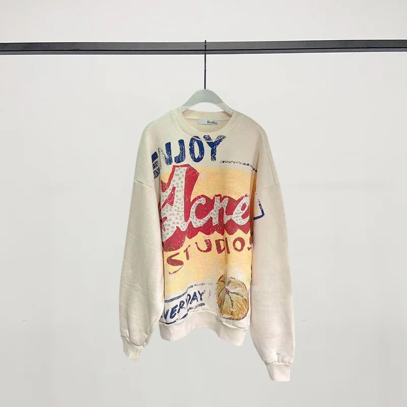 

Hoodies & Sweatshirts