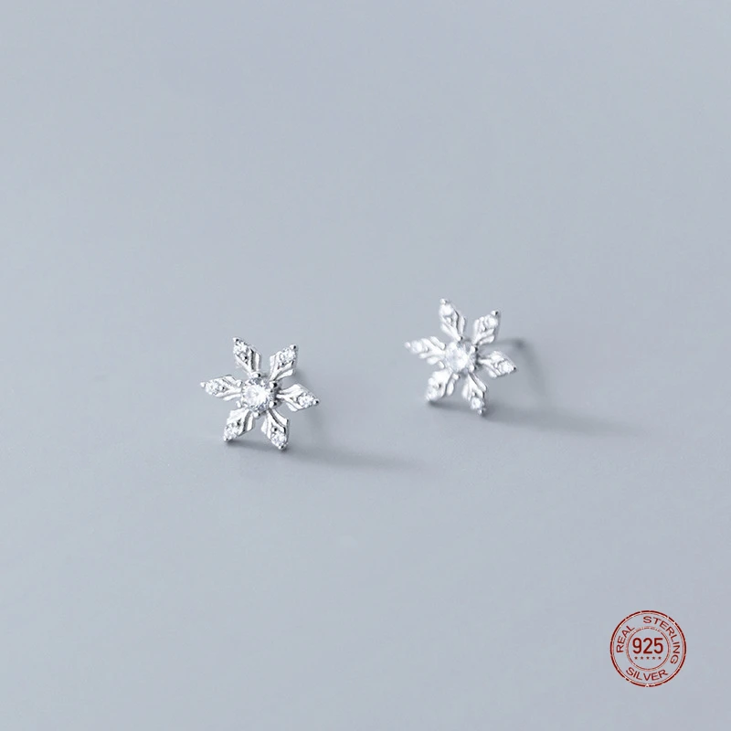 

Женские серьги-гвоздики из серебра 925 пробы, с цирконом