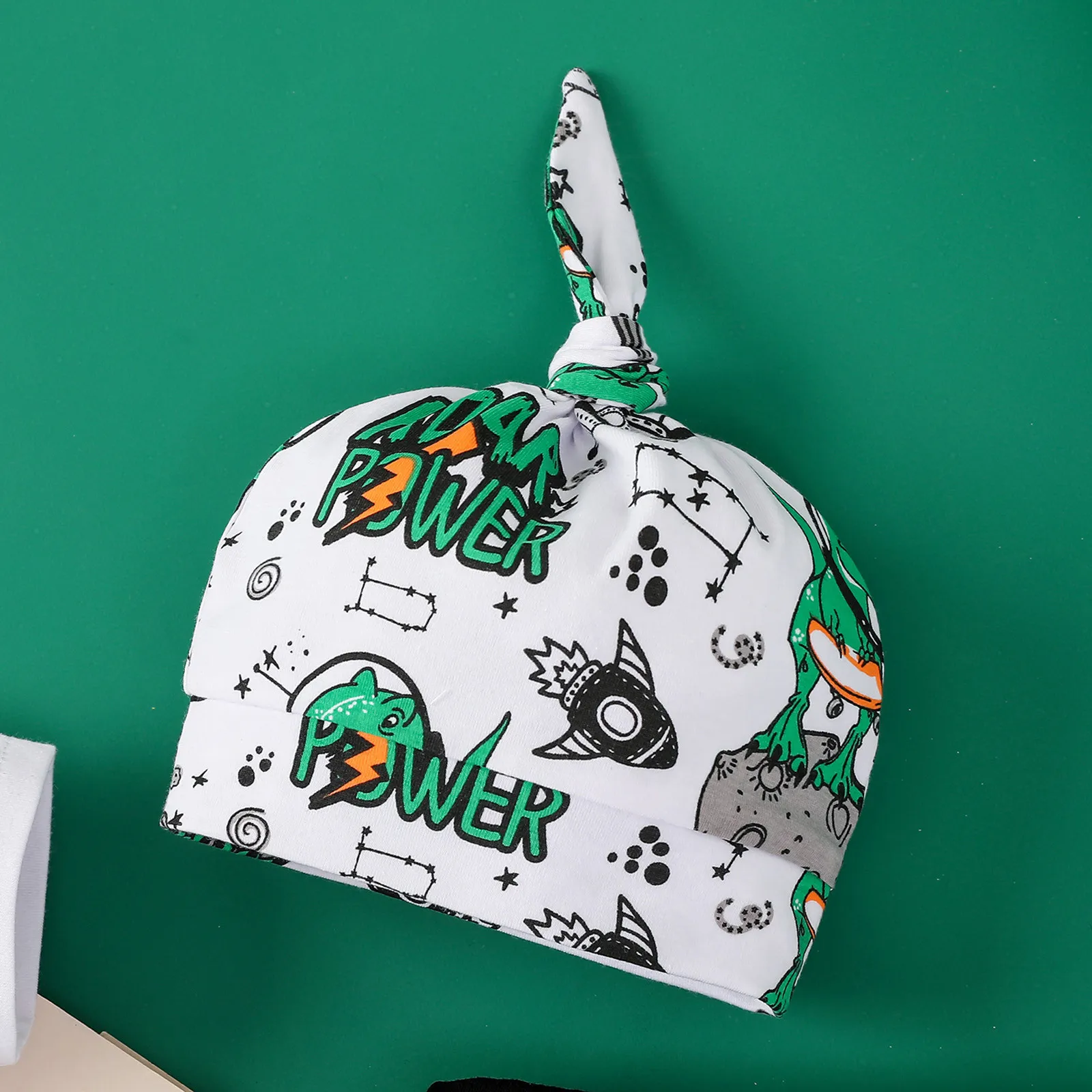 

Newborn Infant Baby Boys Letter Romper+Cartoon Dinosuar Pants + Hat Outfits Set Newborn Baby Clothes For Boys Gift Box Baby Sets
