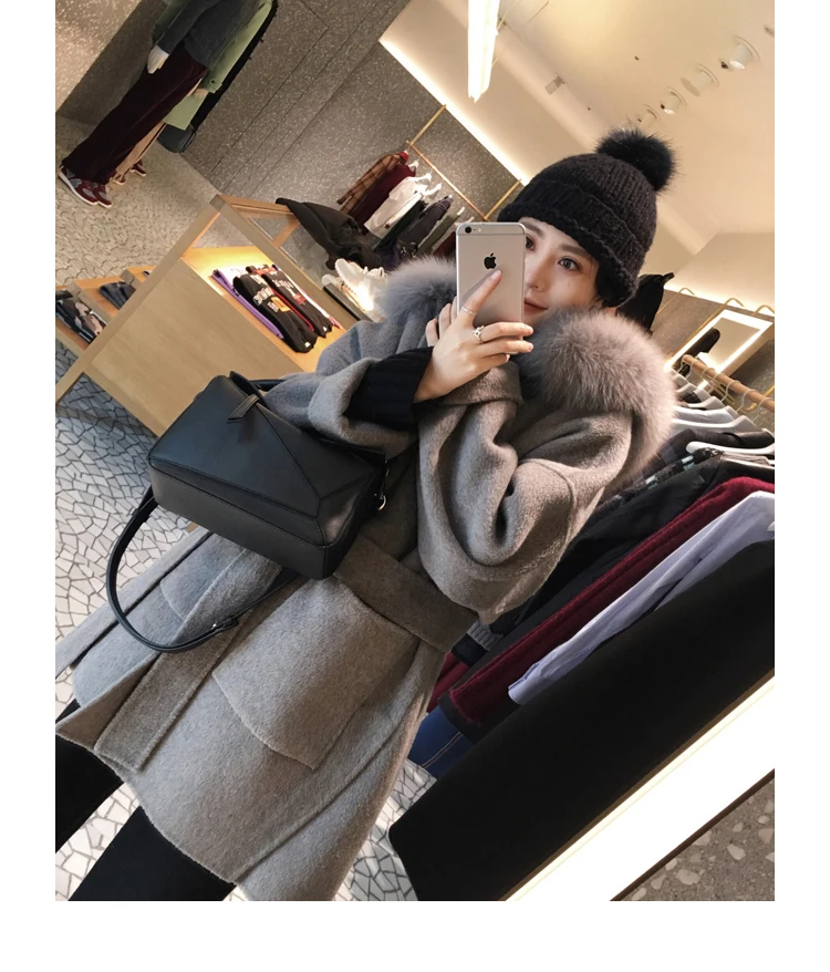 

Women Cashmere Coats Double Side Wool Coat Big Fox Fur Collar Overcoat 2019 Winter Long Cashmere Hooded Cap Outerwear
