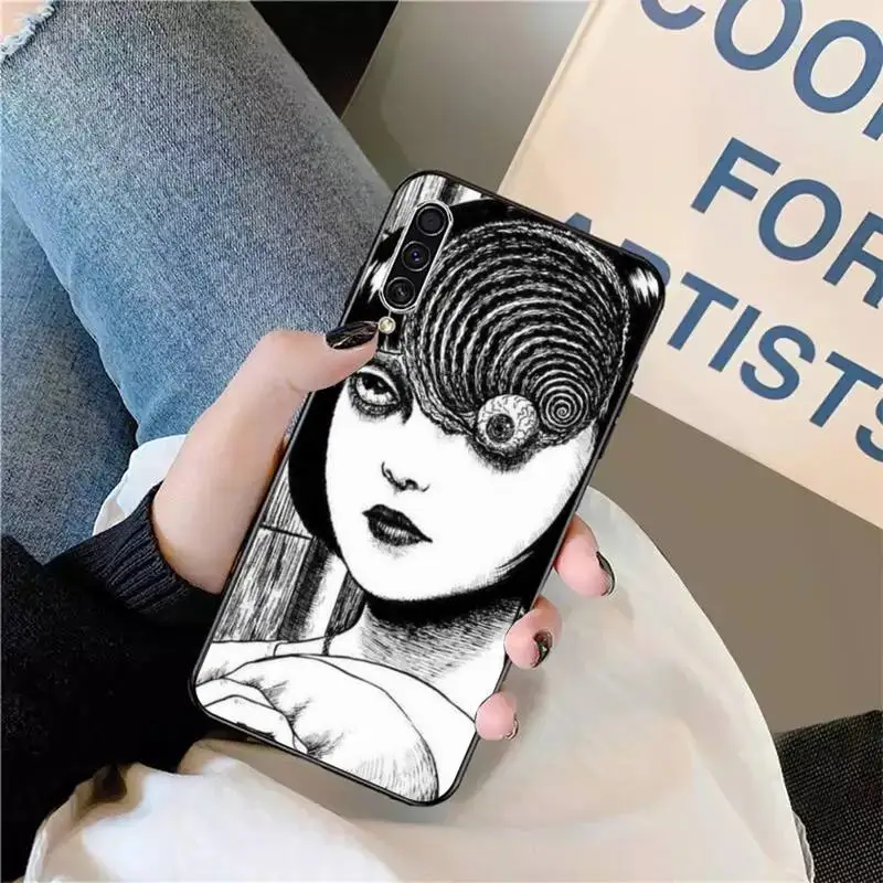 

Junji Ito Tees Horror Comics Phone Case For Samsung galaxy S 9 10 20 A 10 21 30 31 40 50 51 71 s note 20 j 4 2018 plus
