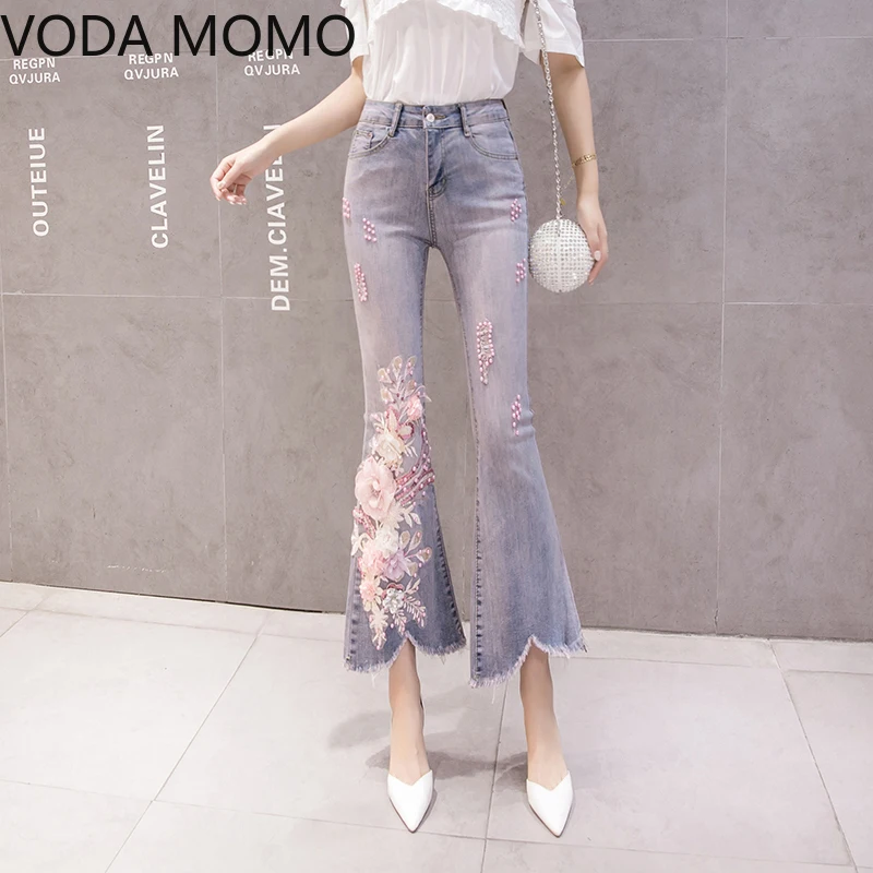 Женские ковбойские расклешенные брюки облегающие с вышивкой и бисером модель 2020