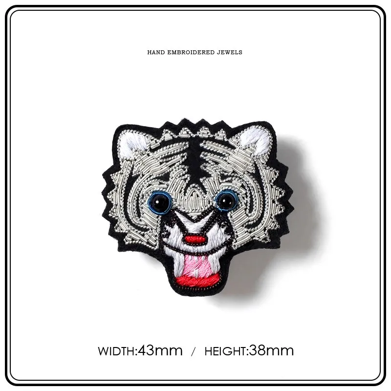 

Hand Embroidery Badge Cartoon Small Animal Tiger Brooch Cute Japanese Accessories Pin Decoration Creative Wild Female