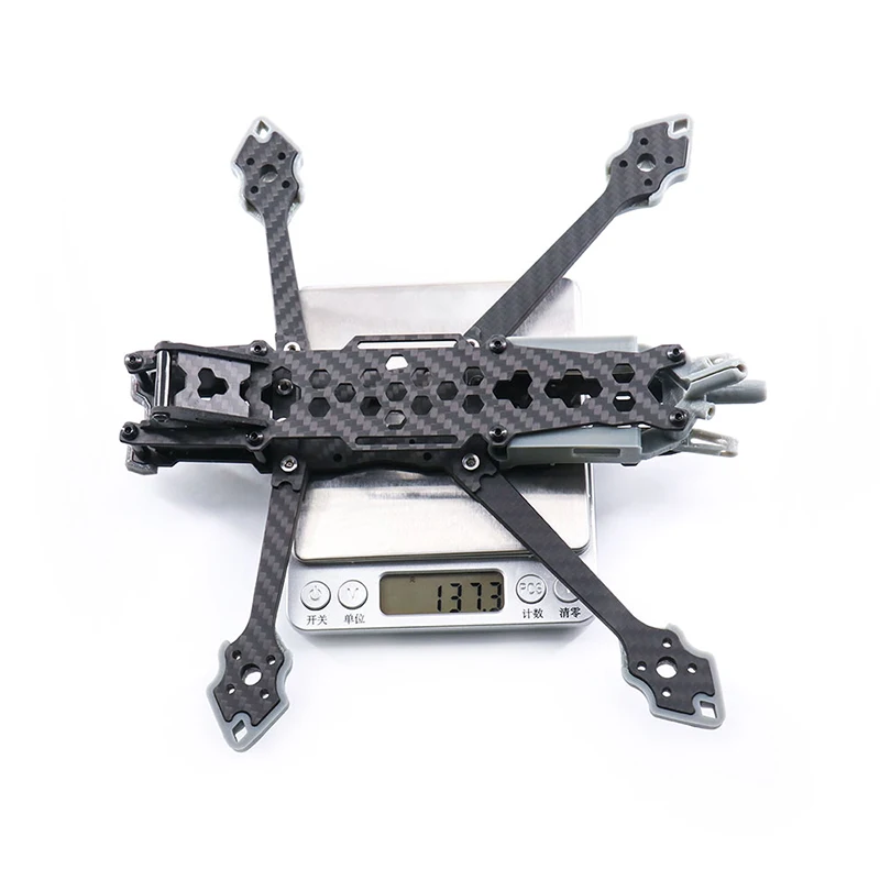 

TCMMRC Avenger 225 HD Drone 5 Inch Frame Wheelbase 225mm 4mm Arm Carbon Fiber for RC Racing FPV Drone Frame Kit