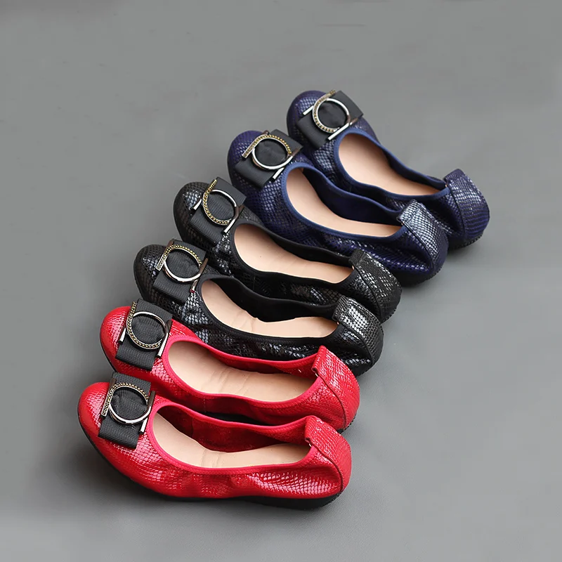 

Fashion Casual Flats Shoes Women Genuine Leather Snake Pattern Soft-soled Shoes RoundToe Shallow Slip-On Ballet Shoes Large Size