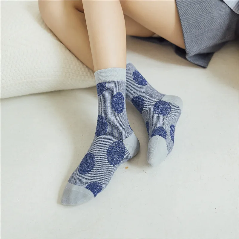 

[WPLOIKJD]Korean Style Women Autumn Winter New Product Gold Silver Silk Dot Design Cute Socks Chaussette Femme Sokken Skarpetki