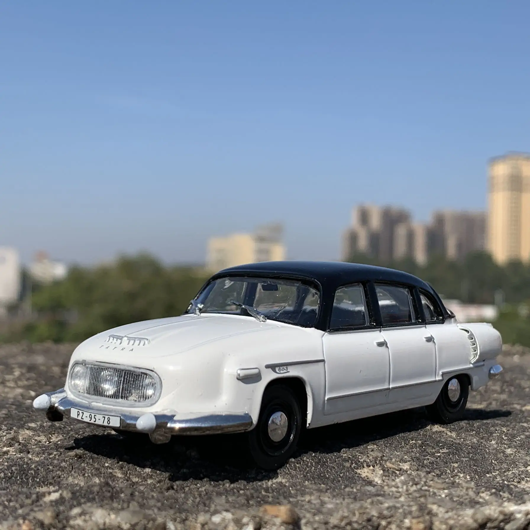 1: 43 Tatra 603 Taitula Коллекционная Классическая машина из сплава коллекционные модели