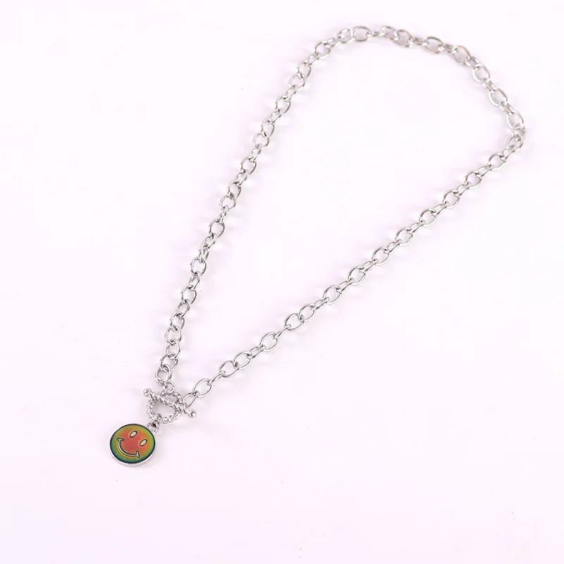 Новое настроение мини-кулон со смайликом ожерелье с контролем температуры