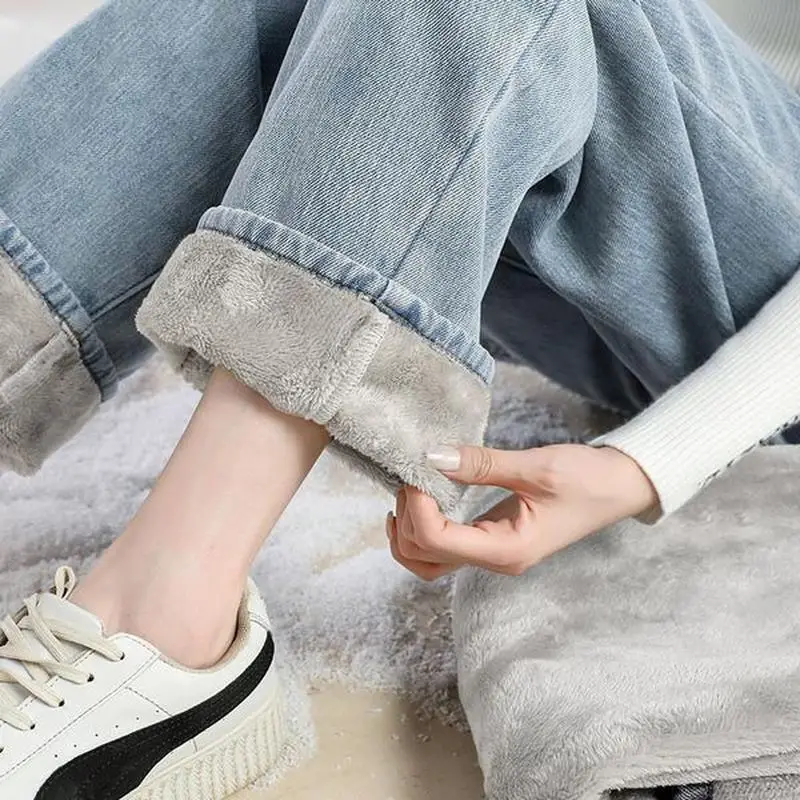 

Plus velvet thick jeans women winter 2021 new Korean fashion high-waisted wild loose wide-leg pants trend warm oversize trouser