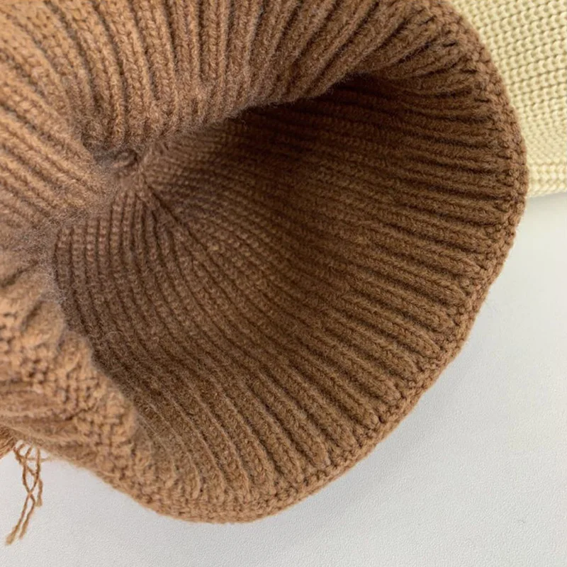 

Winter New Woman Burrs Beanies Hat Fashion Hole Knitted Bucket Hat Men Casual Warmer Bonnet Beggar Melon Skin Cold Hat wholesale