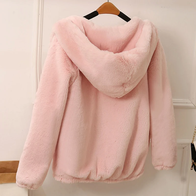 Женское теплое пальто из искусственного меха норки мягкая удобная приталенная