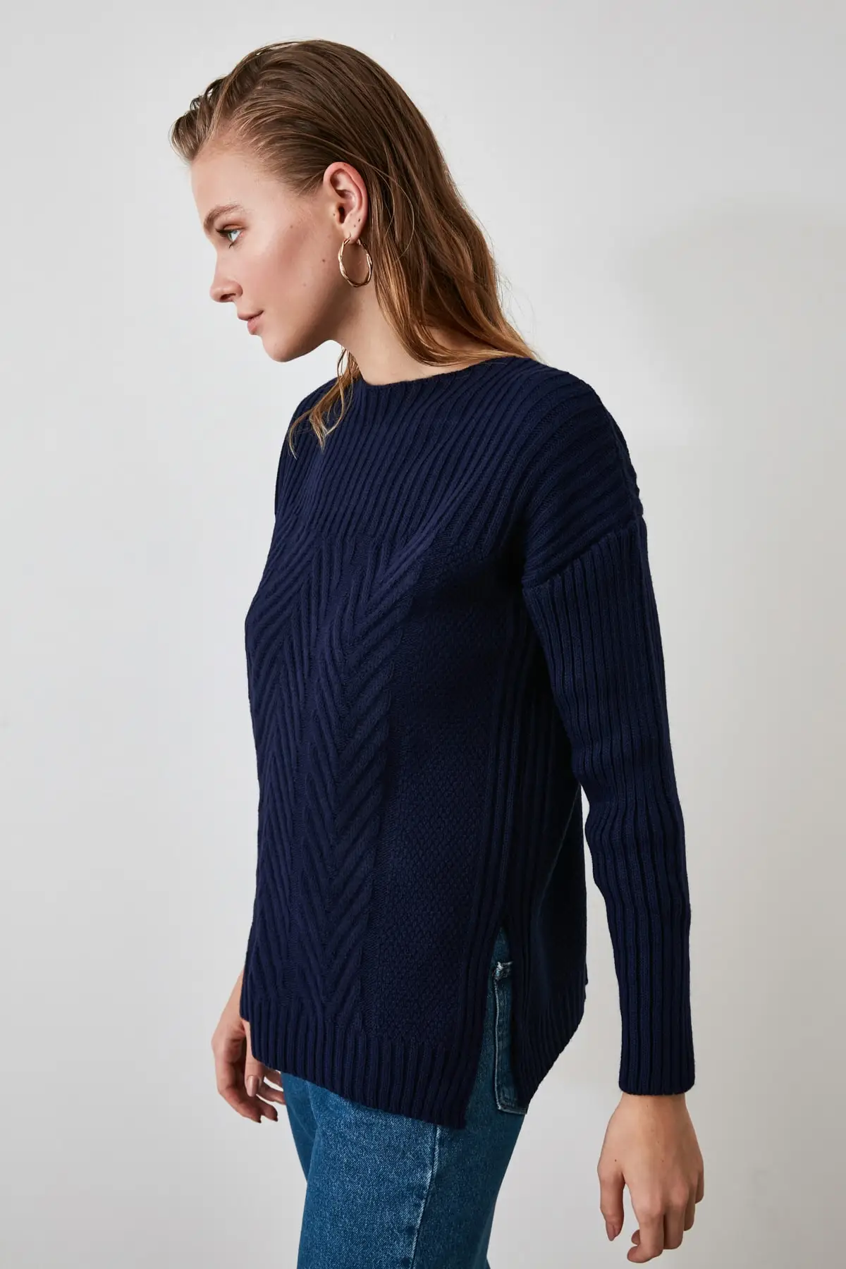 

Trendyol Boat Neckline Mesh Detailed Knitwear Sweater TWOAW21KZ0798