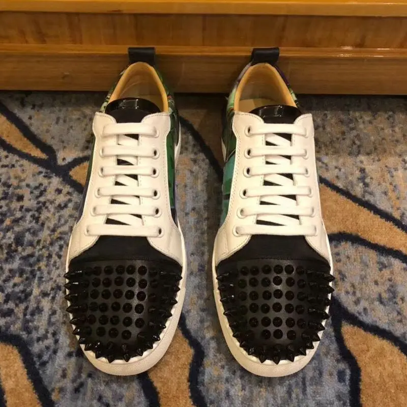 Luxury Designer Shoes Spiked Red Bottom Shoes for Men Dress Shoes Rivets Casual Flats Sneakers Birthday Present High Quality Vip