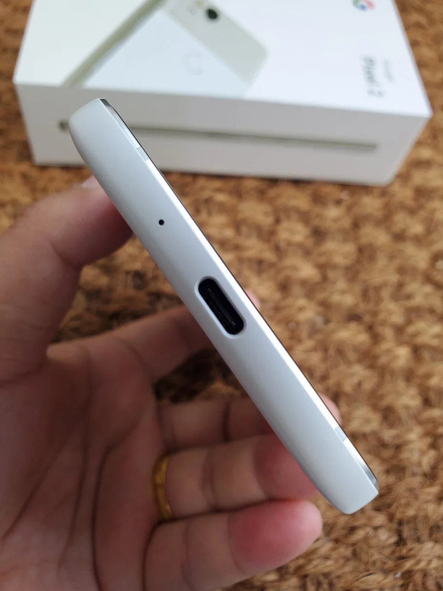 Мобильный телефон Google Pixel 2 с европейской версией, 5,0 дюймов, 4 Гб ОЗУ, 64 ГБ/128 Гб ПЗУ, Восьмиядерный мобильный телефон Snapdragon 835, отпечаток пальца