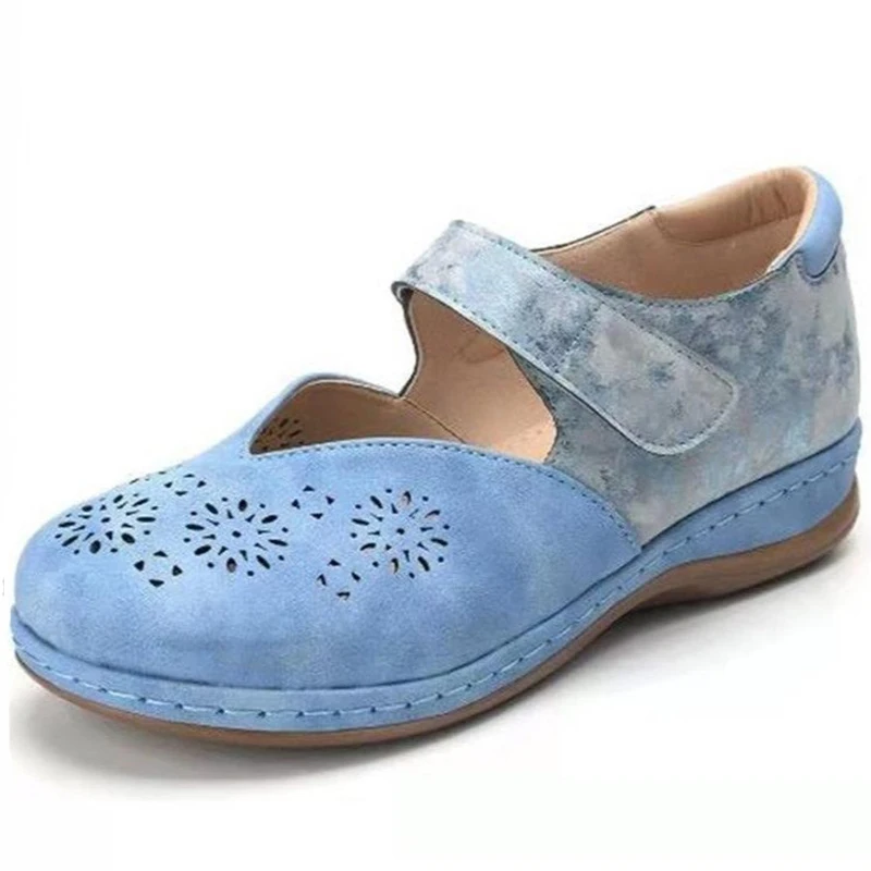 

Large-Sized 43 New Trendy 2021 Hollow Comfort Retro Flats Woman Summer Spring Loafers Moccasins Slip on Ladies Europe Shoes