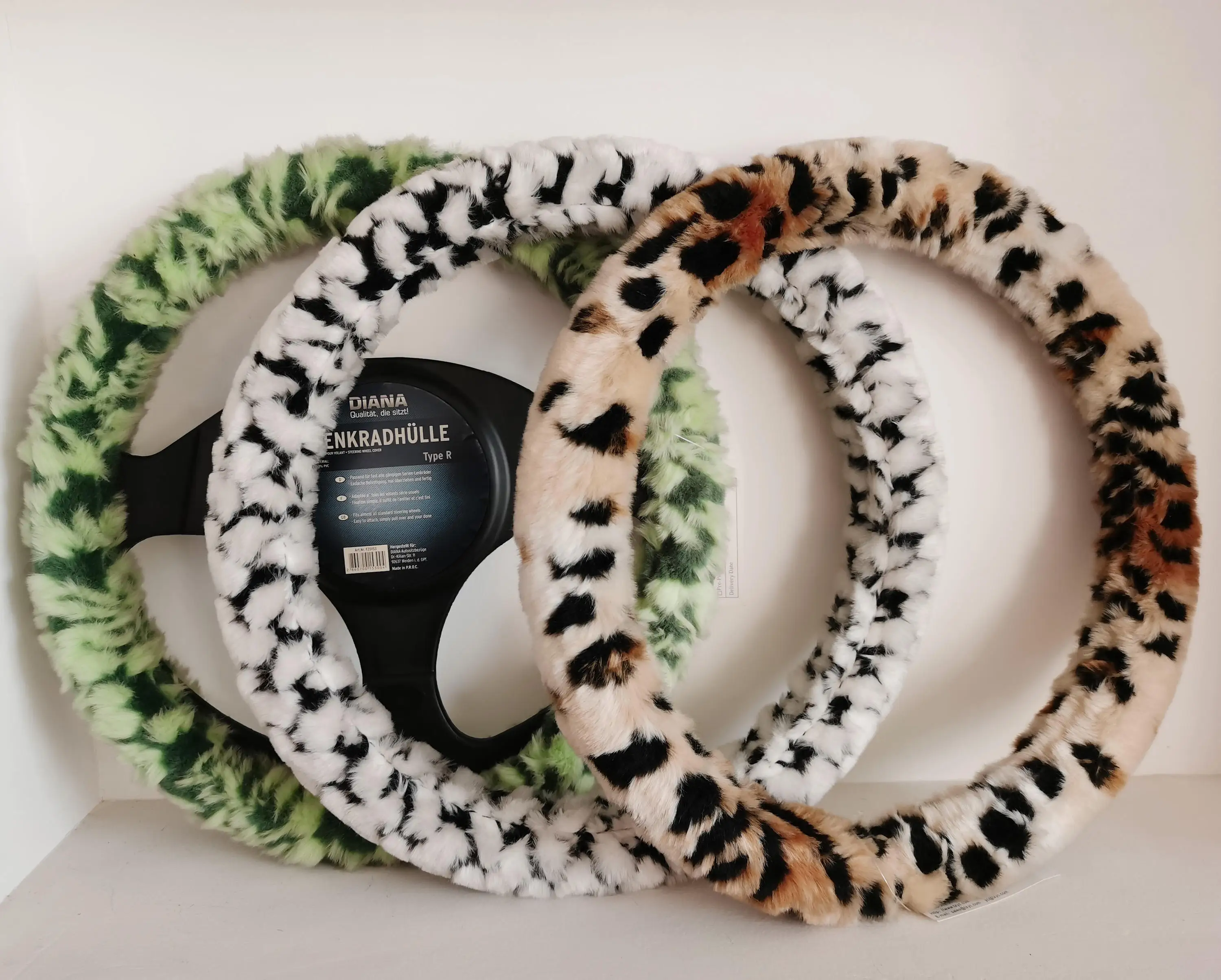 

High quality super soft fluffy fuzzy green steering wheel cover fur steering wheel cover furry