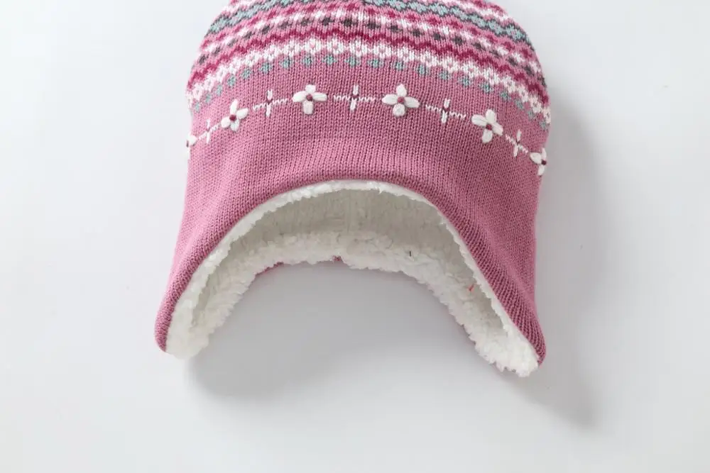 Теплая вязаная шапка ушанка для девочек с флисовой подкладкой из жаккардовой