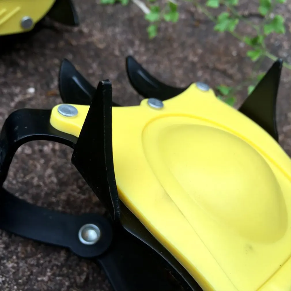 

Ten-tooth Ice Snow Grips Crampons Multi-function Anti-Slip Ice Cleat Crampons For Walking For Climbing On Snow And Ice