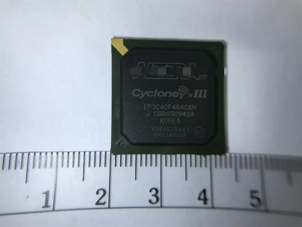 

Новый электронный чип IC EP3C40F484C6N EP3C40F484C6 EP3C40F484 ep3c40 EP3C40