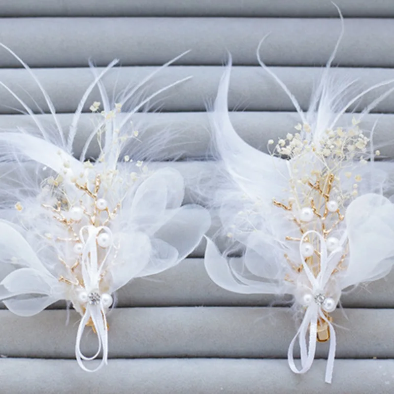 Заколка для волос белого цвета с перьями и цветами свадебная заколка невесты