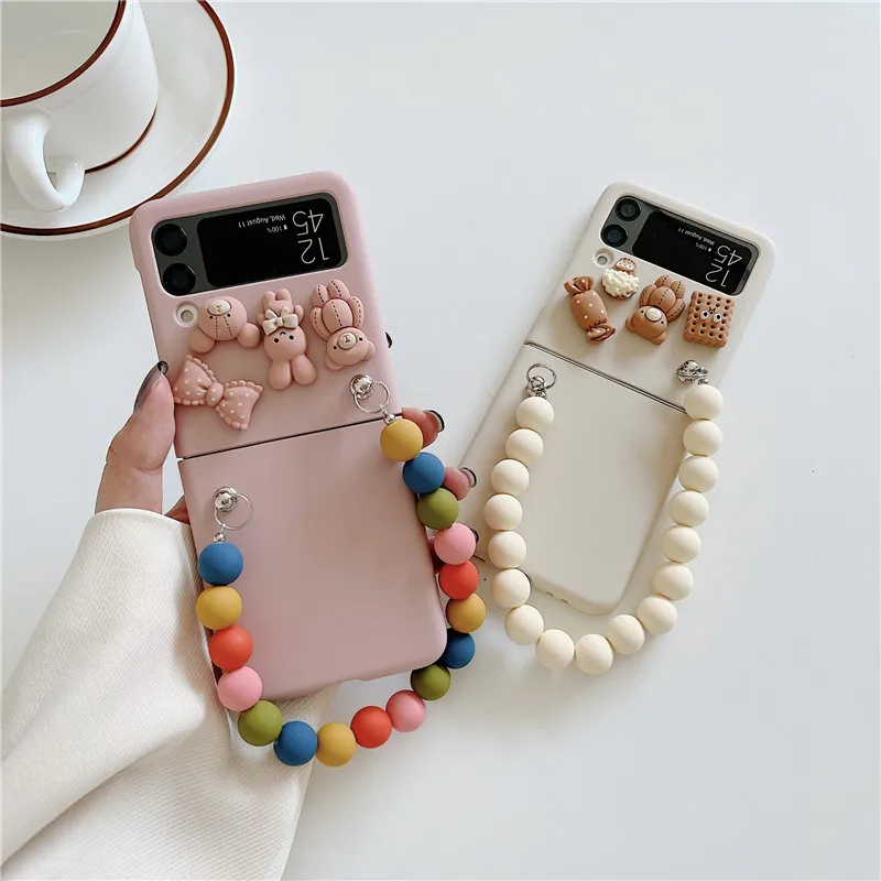 Korea Cute Cartoon 3D Doll Phone Cases For Samsung Galaxy Z Flip 3 Beaded Bracelet Cover Case for Flip3 ZFlip3 ZFlip | Мобильные