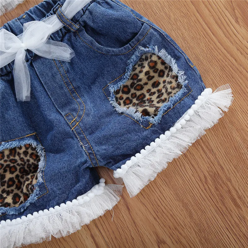 

Pretty Children Girls Denim Two Piece Set Fashion Leopard Lapel Single-breasted Vest Top and Elastic Waist Lace Ripped Shorts