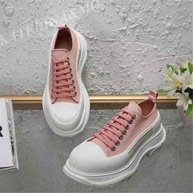 

Весенне-осенние холщовые Женские повседневные спортивные кроссовки на шнуровке на толстой подошве модные увеличенные Папины туфли женски...