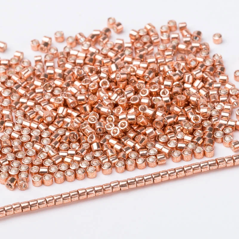 Taidian Miyuki Delica Seed Bead 11/0 для Broderie De Perles Francaises непрозрачный белый DB1-40 1,6x1,3 мм около 1000 штук - Color: miyuki-DB434