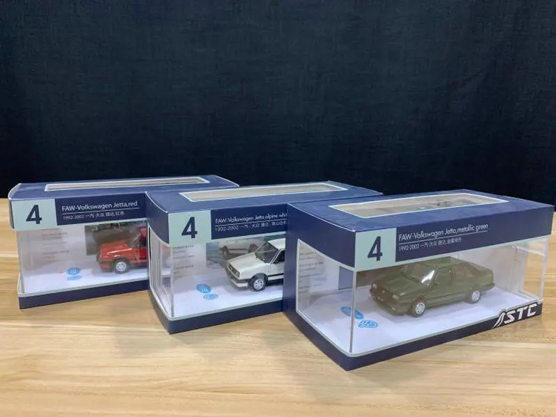 

Модель автомобиля STC 1/43 V OLKS WAGEN JETTA из сплава