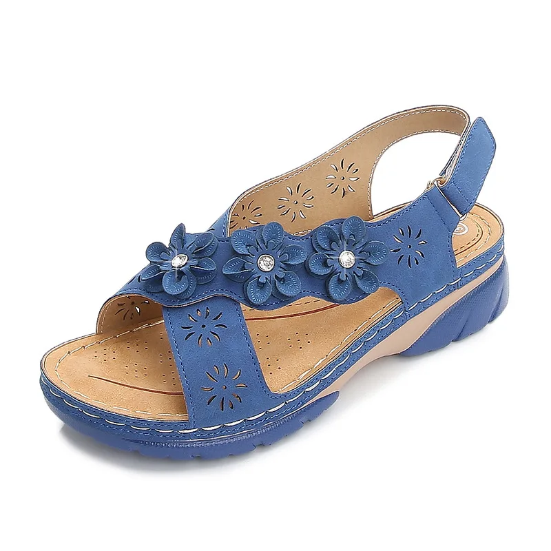 

European and Beautiful Style Sandals 2021 New Summer Hot Sale Flowers Rhinestone Women Sandals Comfortable Sandals Women
