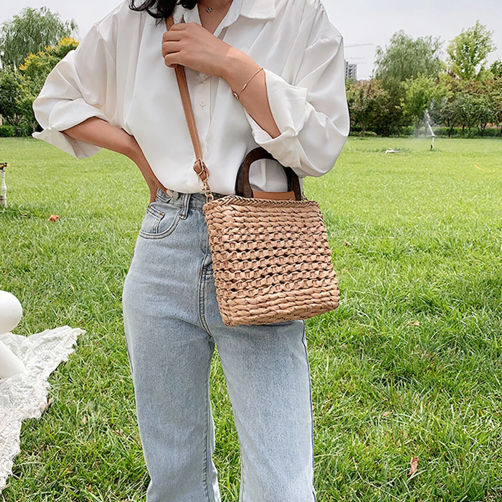 

Ratten Woven Women's Bags 2020 Summer PU Beach Shoulder Woman Purses and Handbags Female Messenger Bag Bucket Bolsas De Mujer