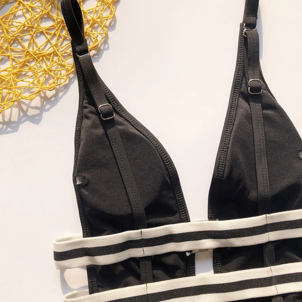 Женский слитный купальник черный из плавленого материала пляжная одежда с