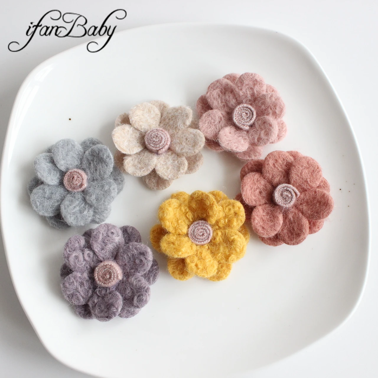5 cm Filz-Wollblumen mit flacher Rückseite für Haarschmuck mit Lollipop in der Mitte – Detail 11