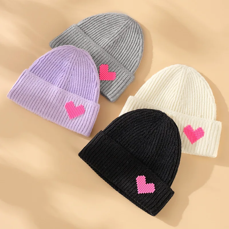 

2021 New Korean Pure Solid Color Love Pattern Wool Knitted Hat For Woman Simple Fashion Warm Soft Beanies Female