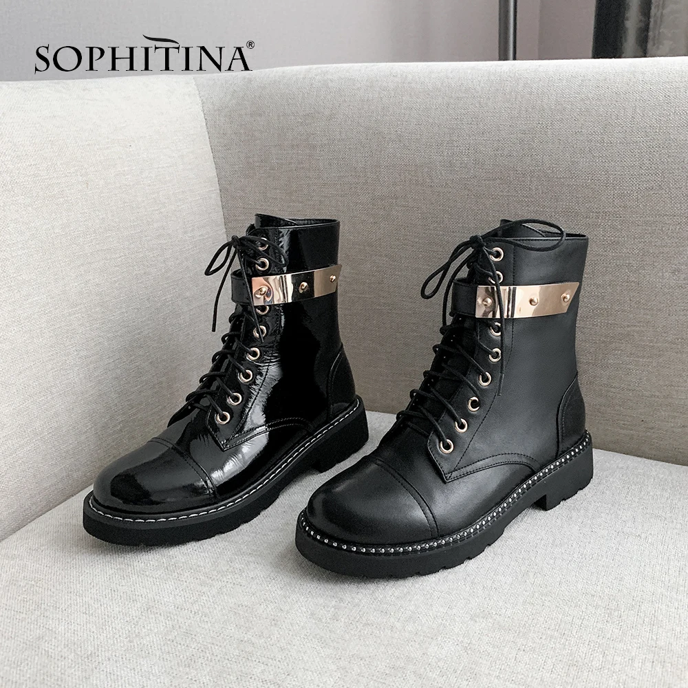SOPHITINA/ботинки из натуральной кожи; Новинка; модные красивые Удобные однотонные ботинки на квадратном каблуке с металлическим украшением; женские ботильоны; MO312