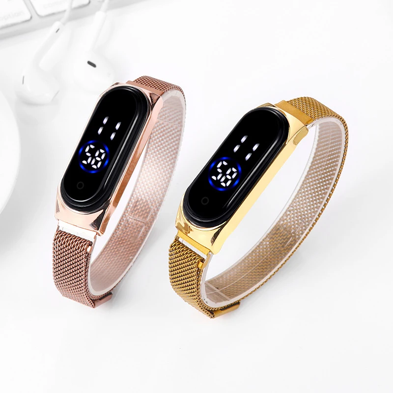 Часы женские электронные с магнитным ремешком модные роскошные светодиодные