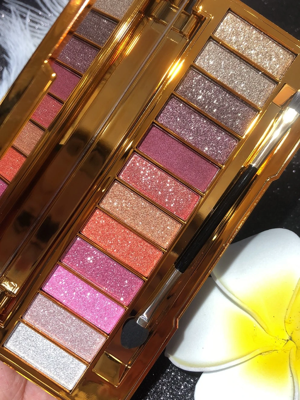 

Cx12 Color Flash Shimmer Eyeshadow Flash to the End Polarized Glitter Smear-Proof Makeup Super Flash