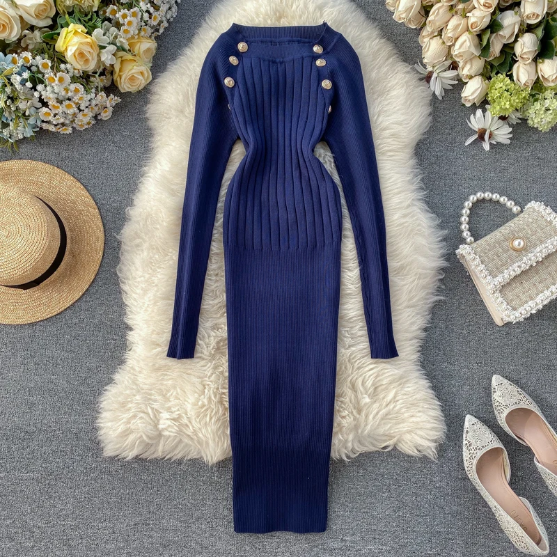 Винтажное женское вязаное платье с золотыми пуговицами весеннее осеннее