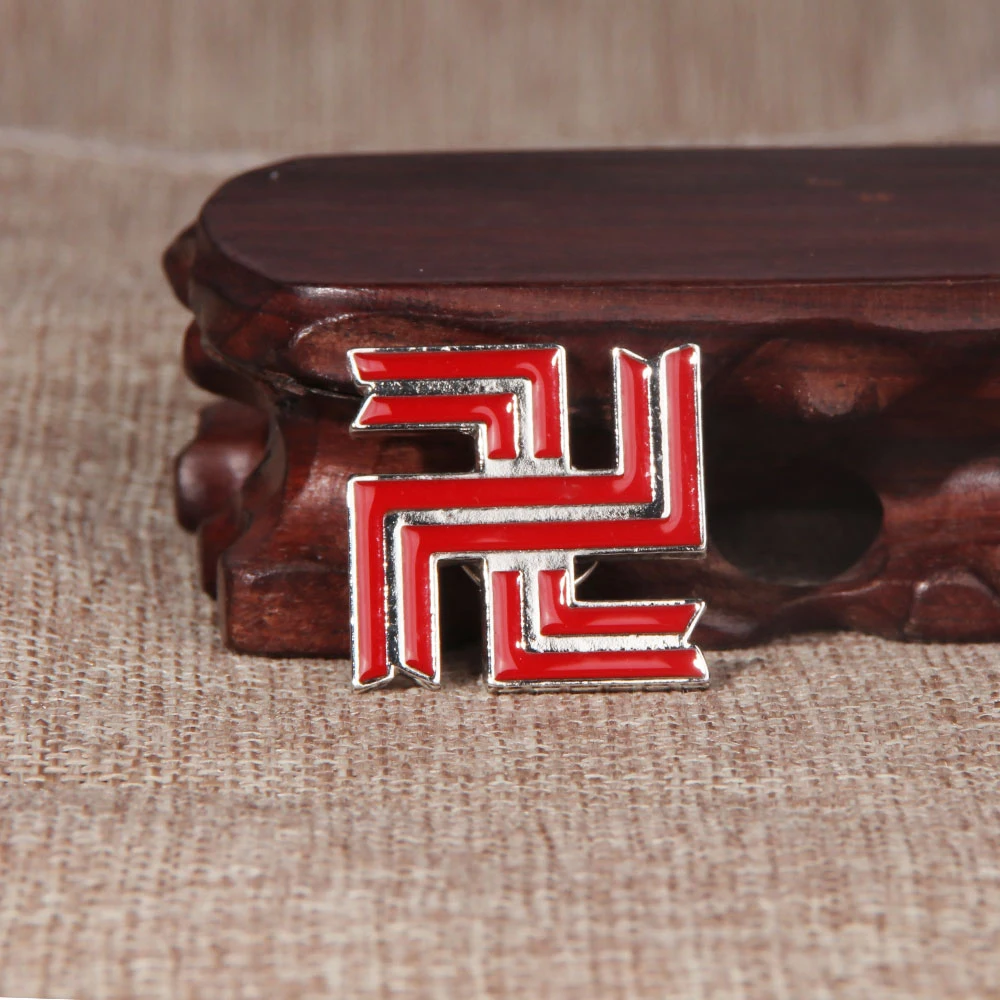 

Anime Tokyo Revengers Enamel Pin Brooch Flag Letter Logo Pendant Badge Earring Keyring Fashion Jewelry Accessoties For Women Men