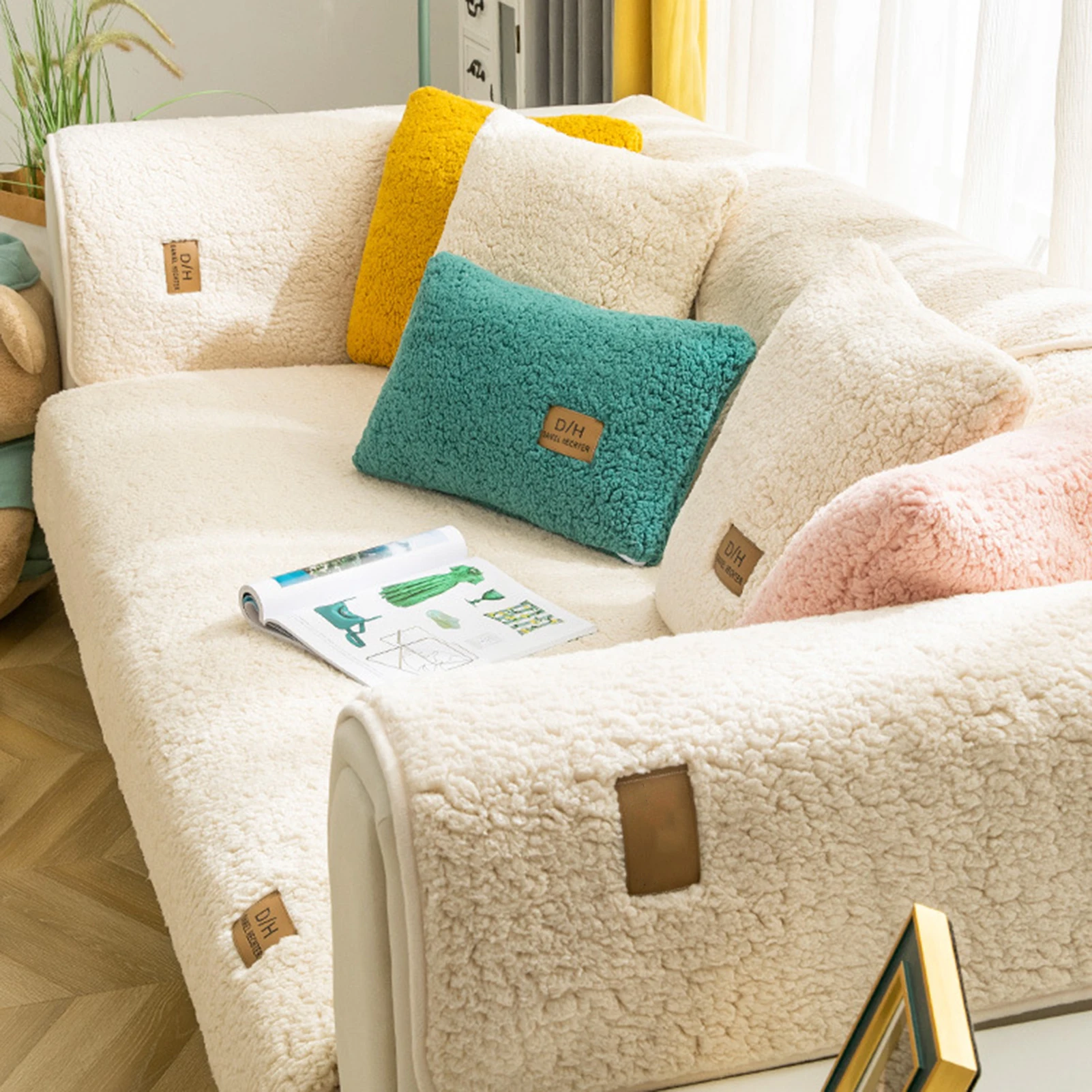 

Autumn Winter Thick Sofa Couch Cover Living Room Pad Cushion Mat Soft Fleece Sofa Cover Mat Household Decor