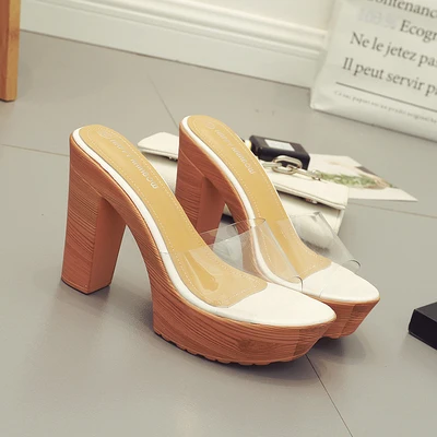 Summer new Korean version of the beach transparent thick with slippers waterproof platform high heel platform sandals - Цвет: Белый