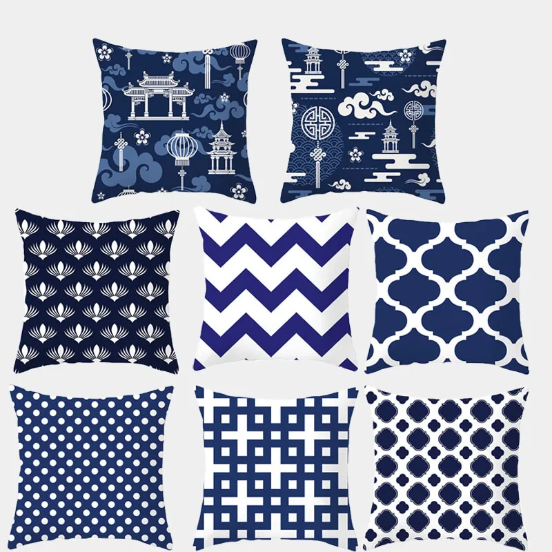 Синяя наволочка с геометрическим рисунком Полиэстеровая для диванной подушки