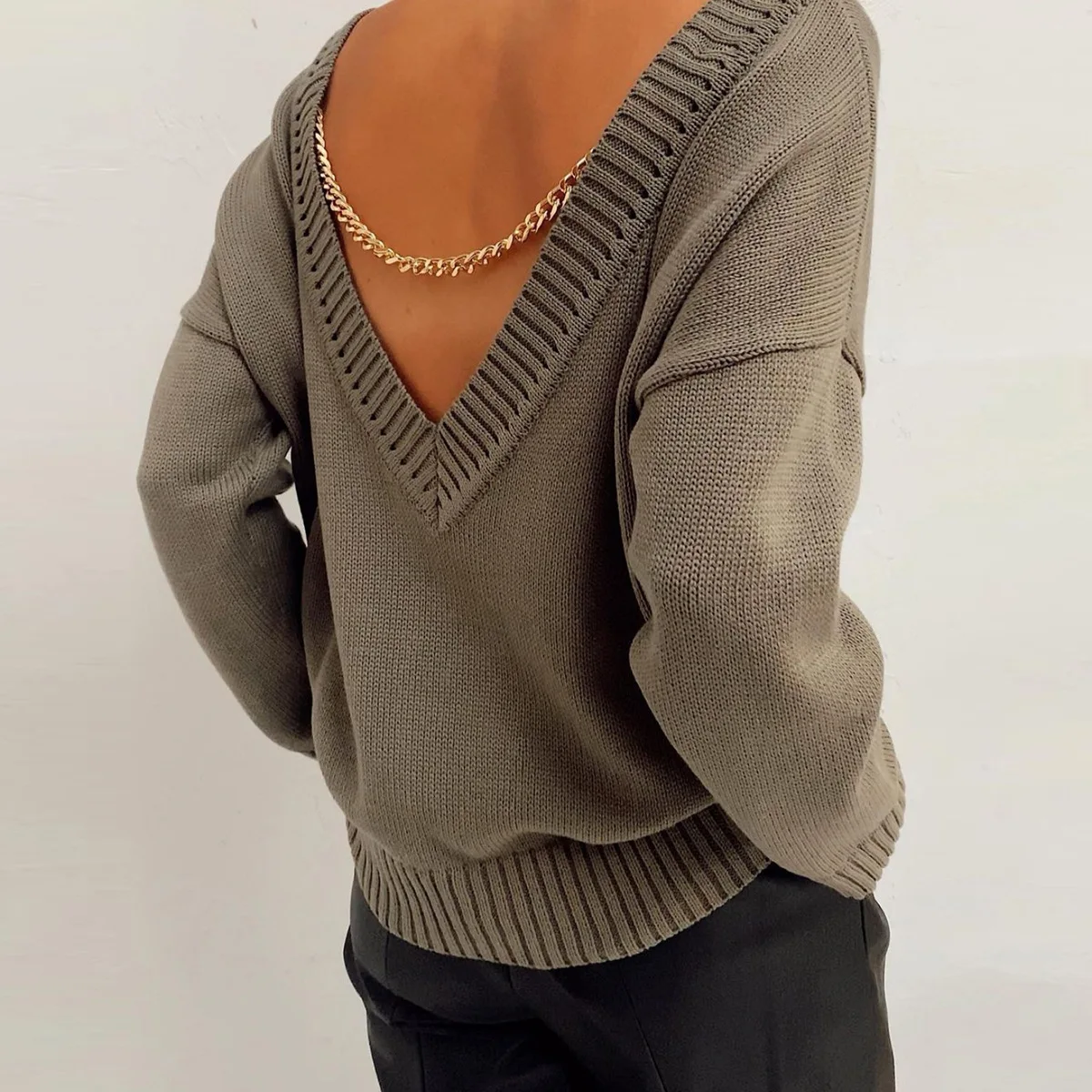 

Elegant Khaki Women's Sweater O-Neck Loose Soft Autumn Winter Sexy Backless Pullover High Street Long Sleeve knitted Sweater