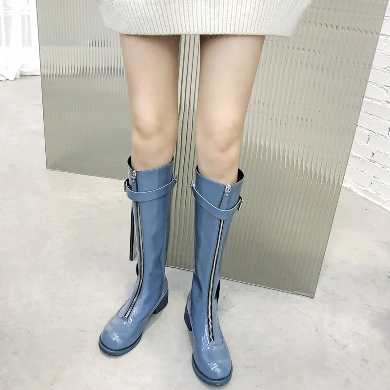 Мотоциклетные сапоги ZVQ из лакированной кожи классные женские боевые на молнии