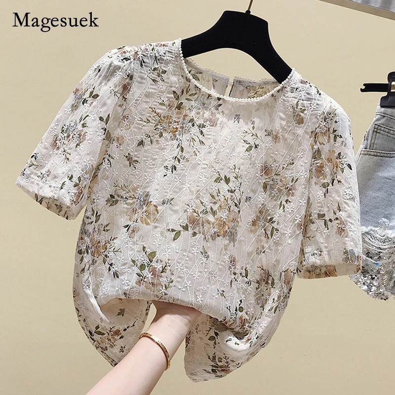 

2021 Sweet Summer Women Tops Print Floral O-neck Chiffon Blouse for Women Elegant Lace Embroidery Hollow Out Shirt Blusa 15008